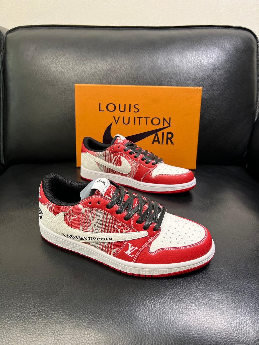 Travis Scotts shoes
