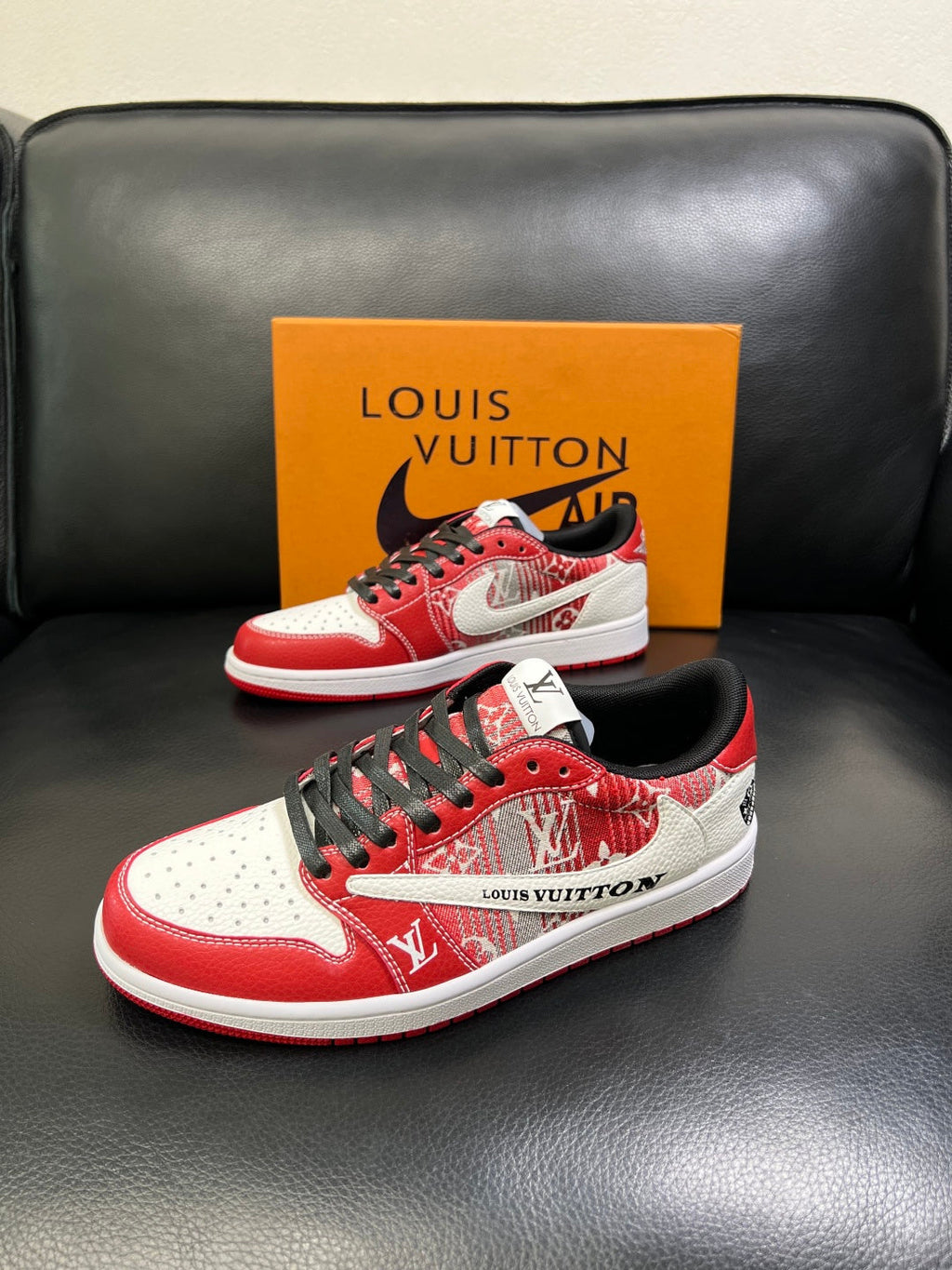 Travis Scotts shoes